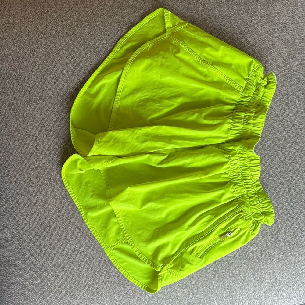 Lululemon tracker low rise short 4 inch